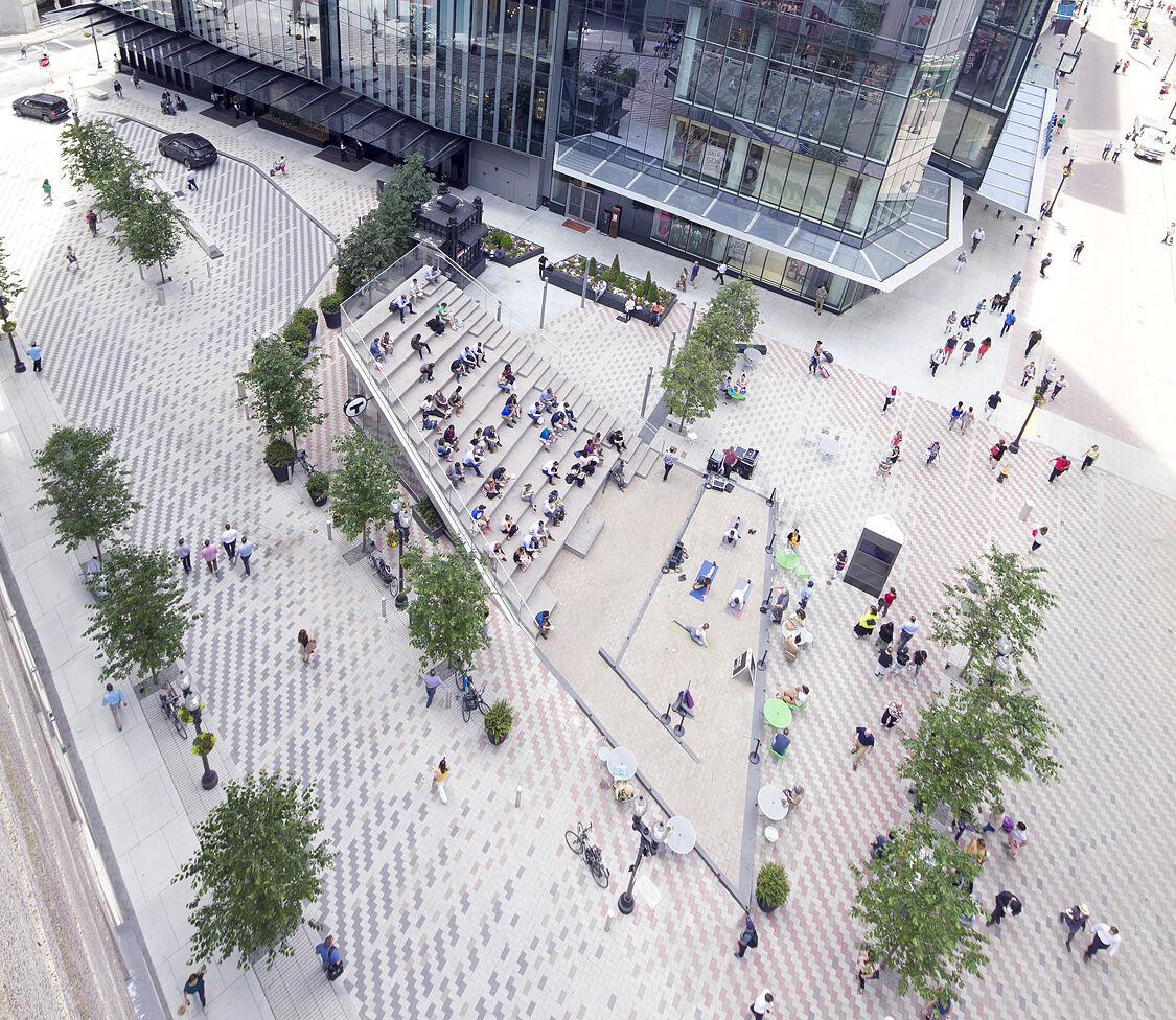 Downtown Crossing Plaza Höweler   Yoon